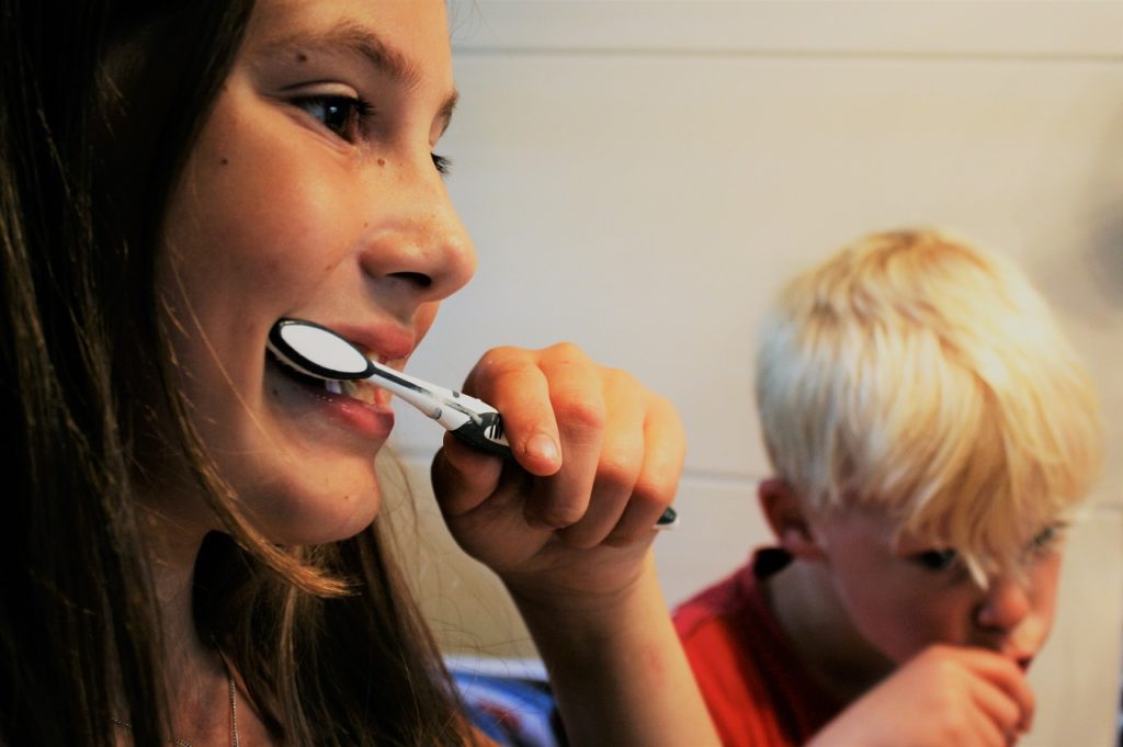Brushing Teeth Tooth Zahnarztpraxis - jennyfriedrichs / Pixabay
