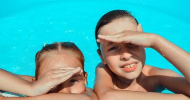 Pool Kids Swim Summer Vacation  - Victoria_Borodinova / Pixabay
