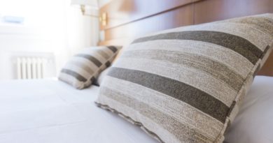 Pillows Bed Bedding Bedroom Sleep  - Free-Photos / Pixabay