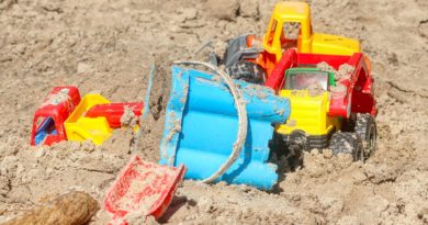 Sand Pit Children Toys Sand Summer  - planet_fox / Pixabay