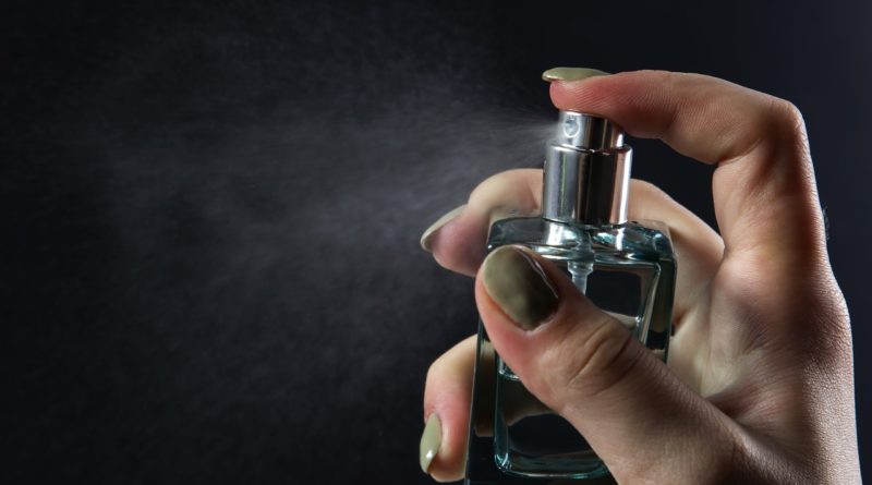 Eau De Toilette Perfume Spray - AVAKAphoto / Pixabay