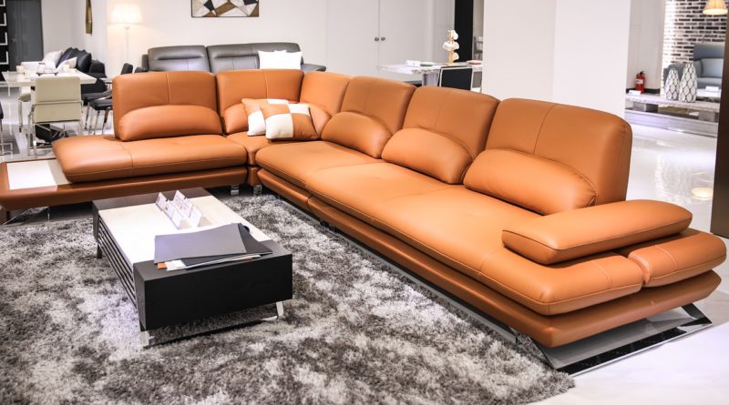 Sofa Chair Furniture Living Room - whawha0301 / Pixabay