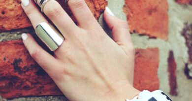 hand, bricks, ring