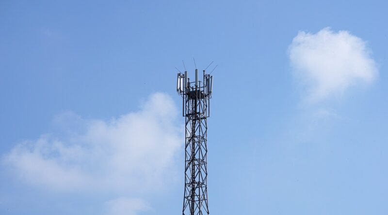 radio tower, tower, antenna, transmission mast, broadcast tower, wireless, cellular, radio technology, radio antenna, communication, reception, channel, radio mast, radio relay, telecommunications masts, mast, send, cellular antenna, range, technology, cellular network, building, heaven, radio tower, radio tower, radio tower, radio tower, radio tower, mast