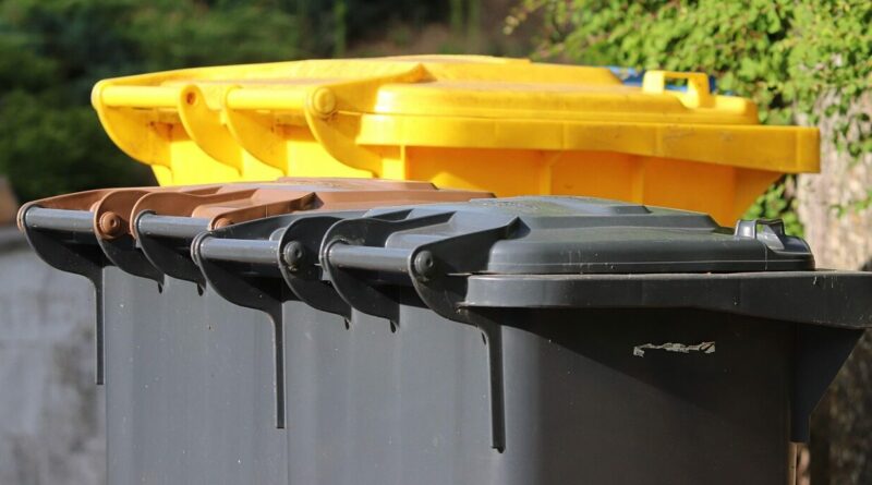 garbage cans, waste disposal, yellow bin, brown barrel, gray bin, garbage, household waste, disposal, environmental protection, responsibility, waste separation, separate, waste disposal, waste disposal, waste disposal, waste disposal, waste disposal, yellow bin, yellow bin, garbage, household waste